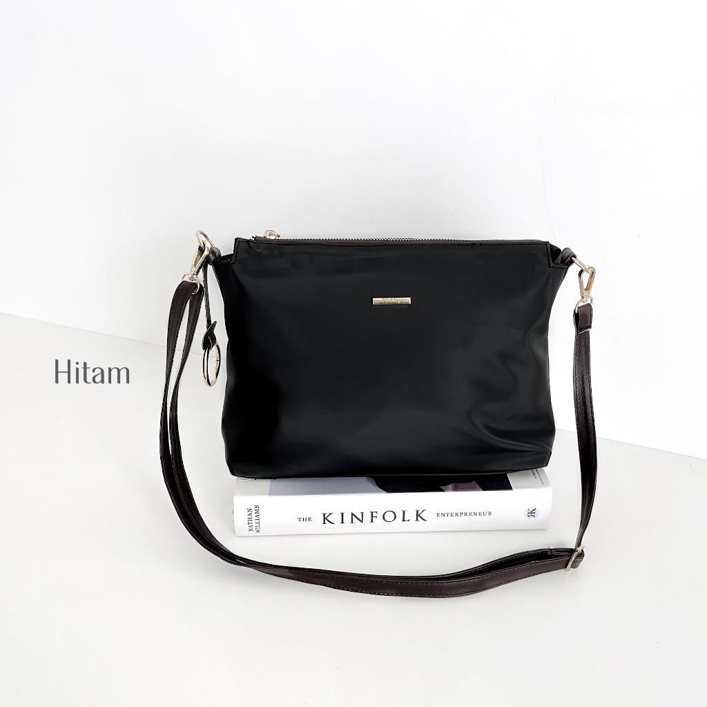Viona Slingbag