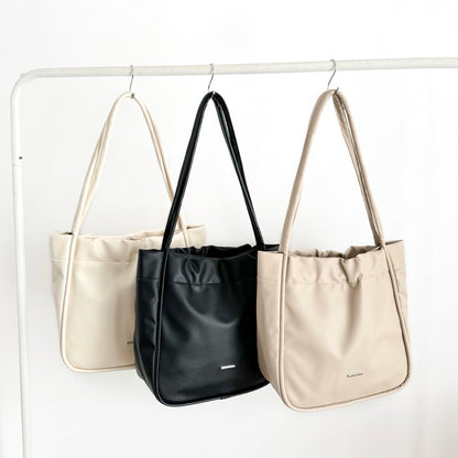 CLARA Totebag