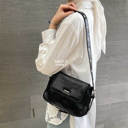 Sally Shoulder Bag