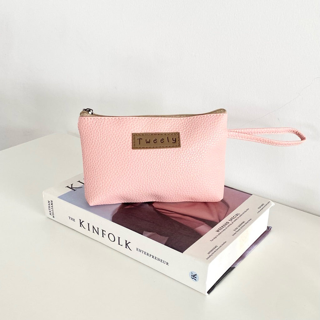 Pouch / Tempat Pensil by tweely
