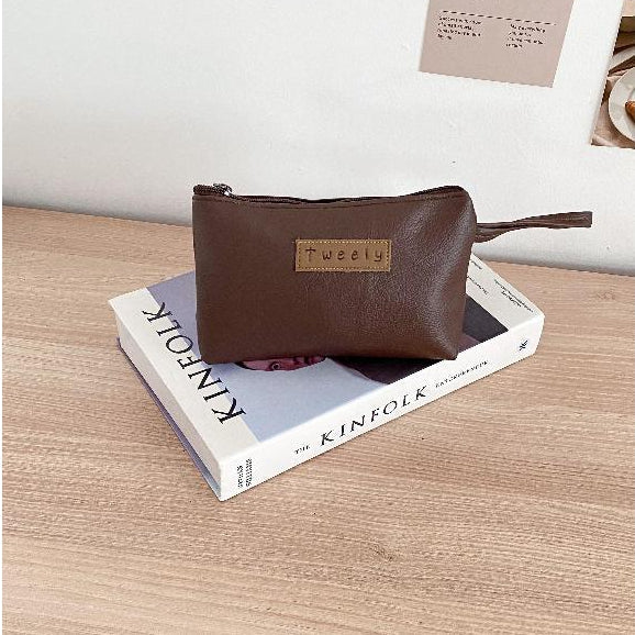 Pouch / Tempat Pensil by tweely