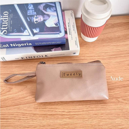 Pouch / Tempat Pensil by tweely