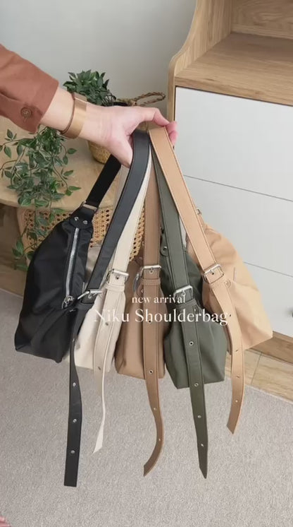 Niku Slingbag